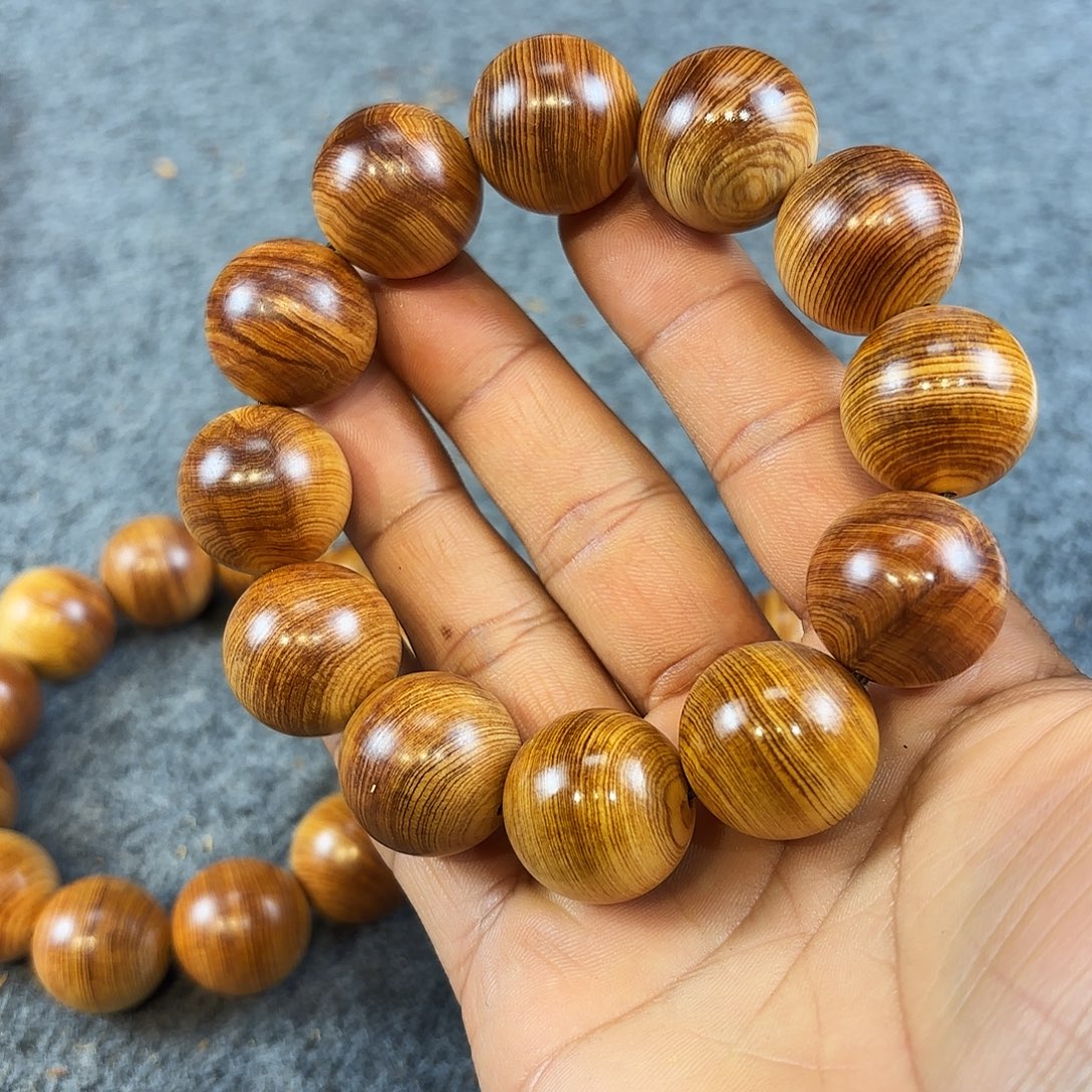 崖柏2.0白粉骨毛珠 巨香