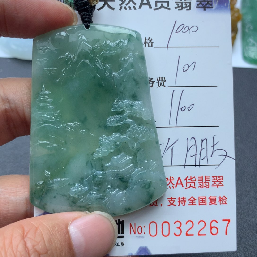 翡翠颈饰未镶嵌缅甸天然A货翡翠