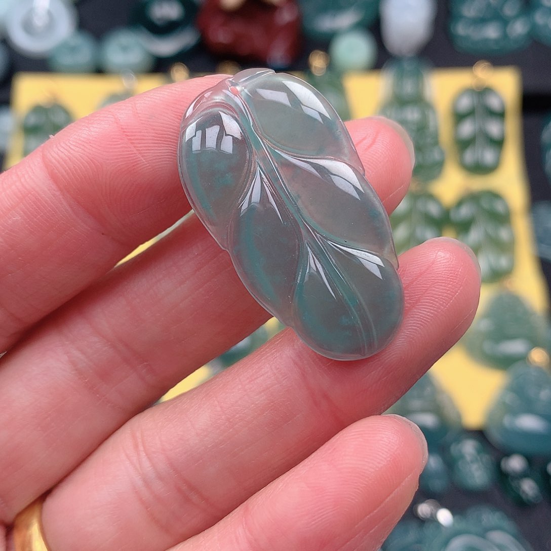 翡翠吊坠(不含链)未镶嵌吊坠