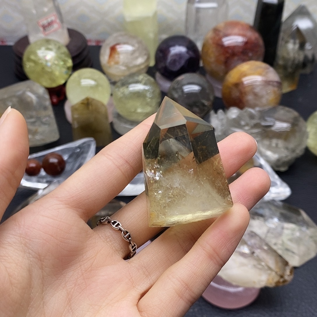 未镶嵌水晶珠宝半成品190水晶石