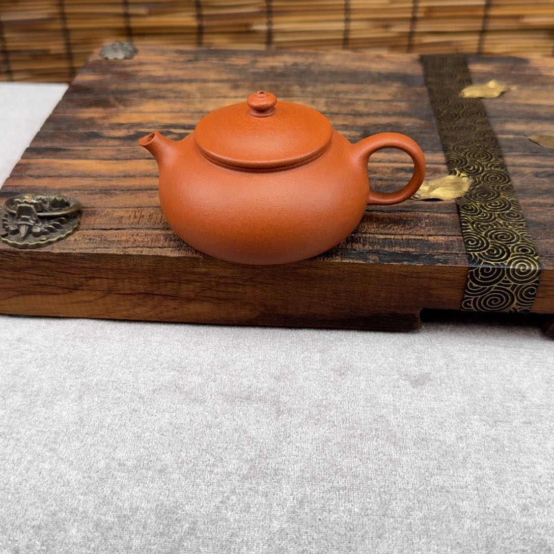 紫砂茶壶红黄泥寒江100cc