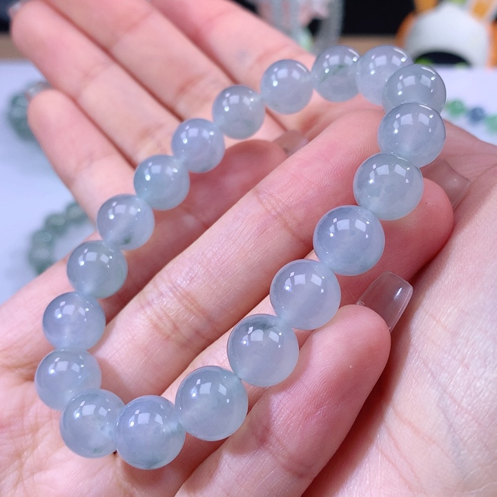 翡翠手链未镶嵌翡翠