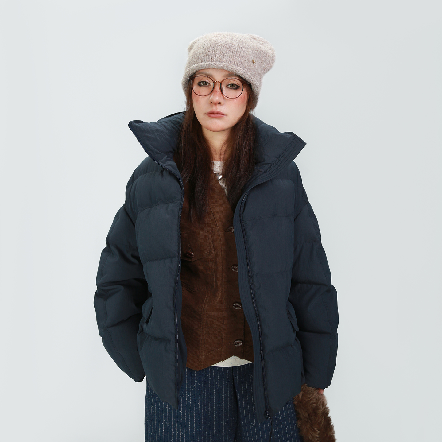 嬉游记原创2025新款甲壳虫廓形高蓬鹅绒服女加厚保暖90白鹅绒外套