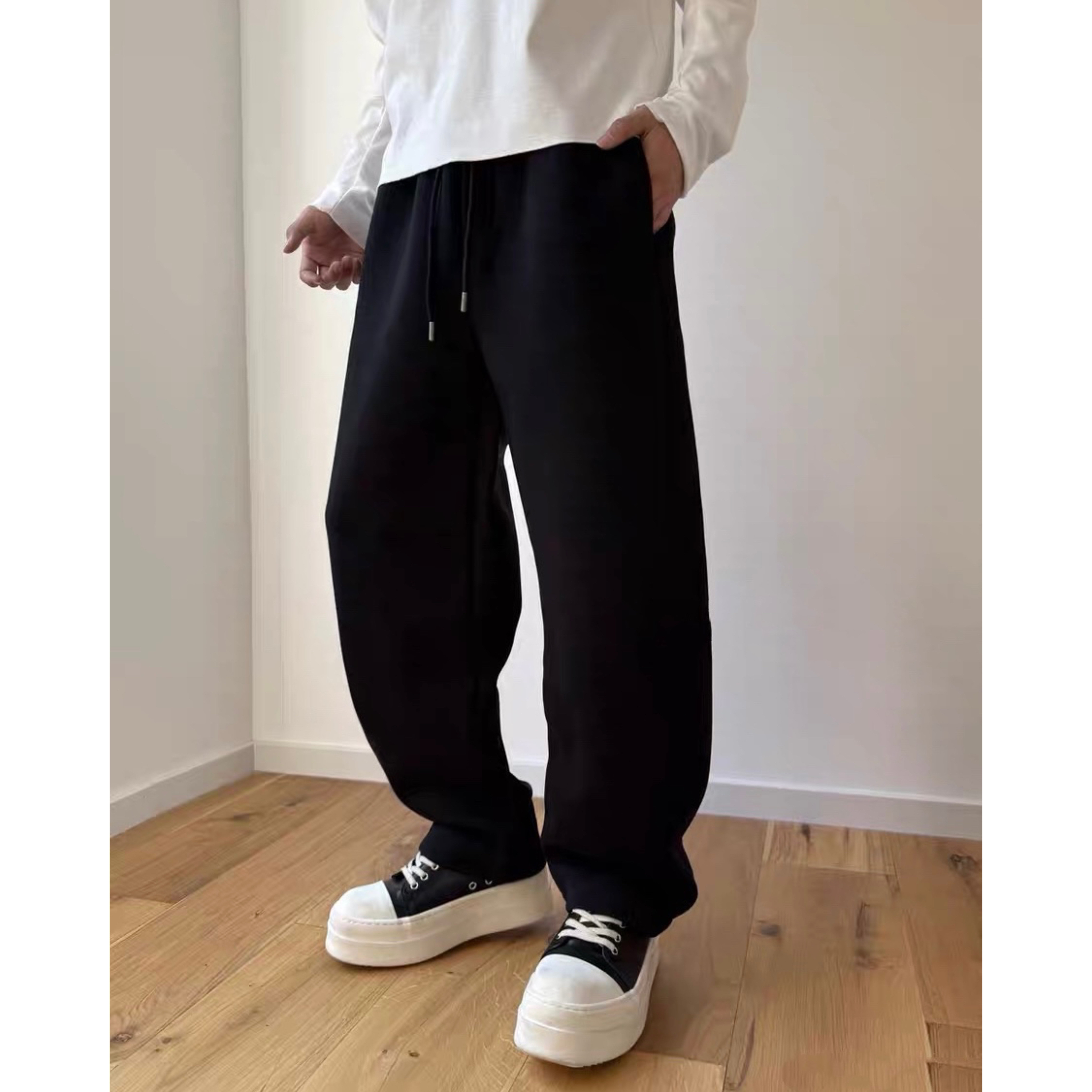 2025冬季新款潮牌宽松美式休闲透气长裤男士时尚纯色百搭直筒裤