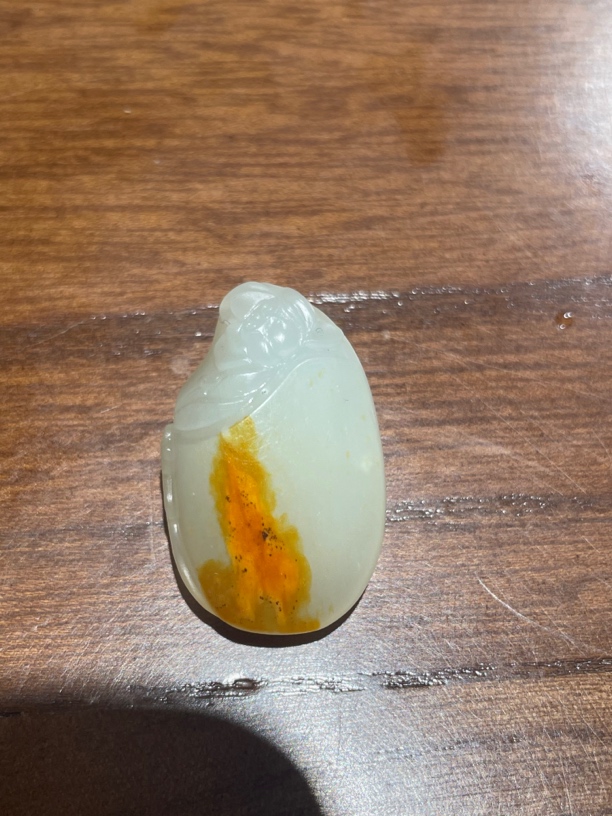 和田玉荷花挂件，