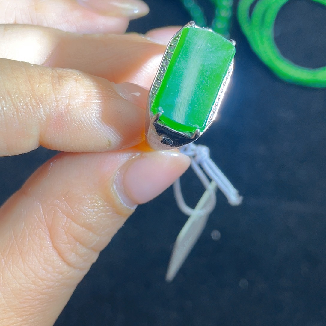 翡翠吊坠(不含链)银S925镶嵌