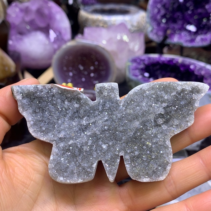 水晶捡漏绿晶蝴蝶未镶嵌