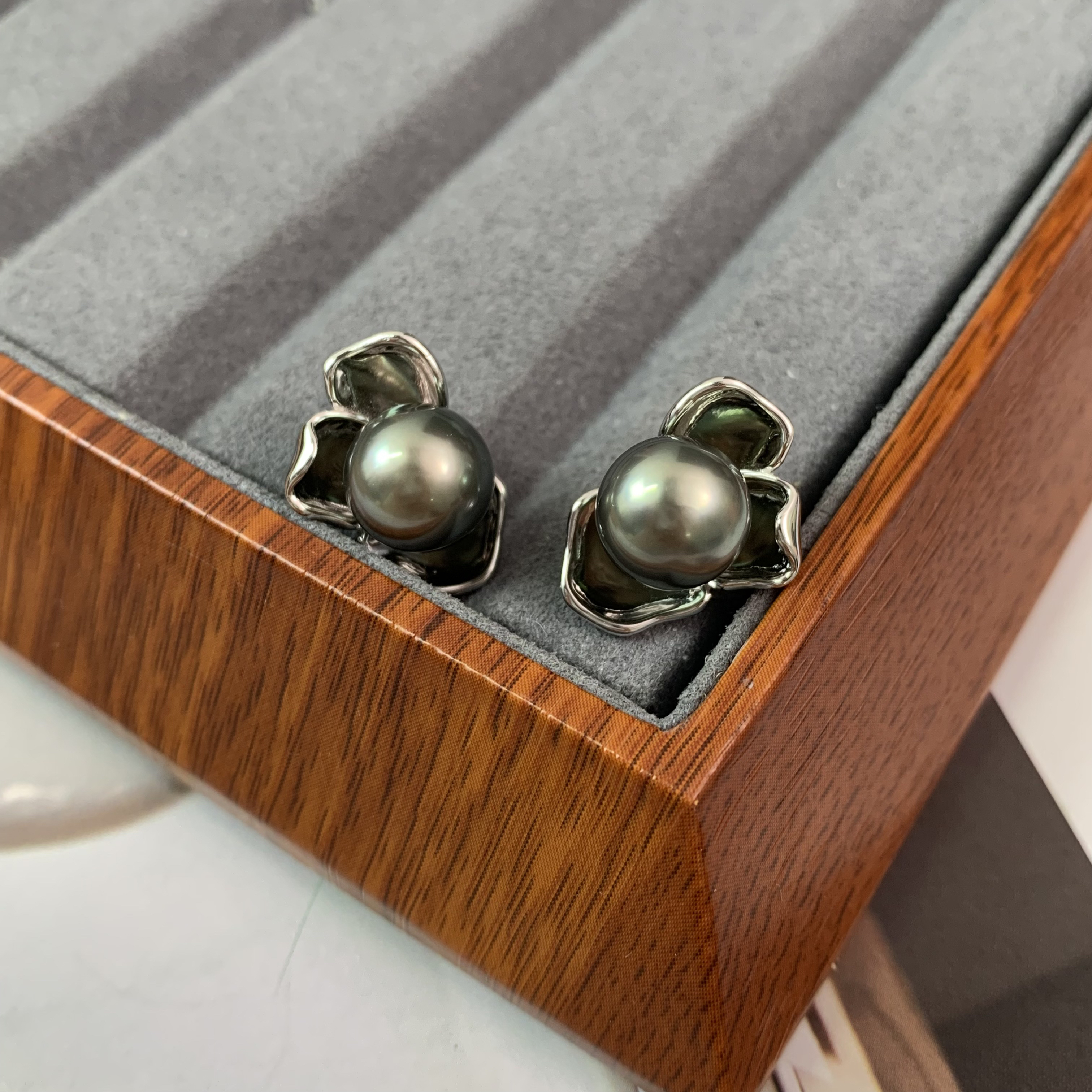 海水珍珠大溪地耳钉 9-10mm花朵款 s925银耳钉