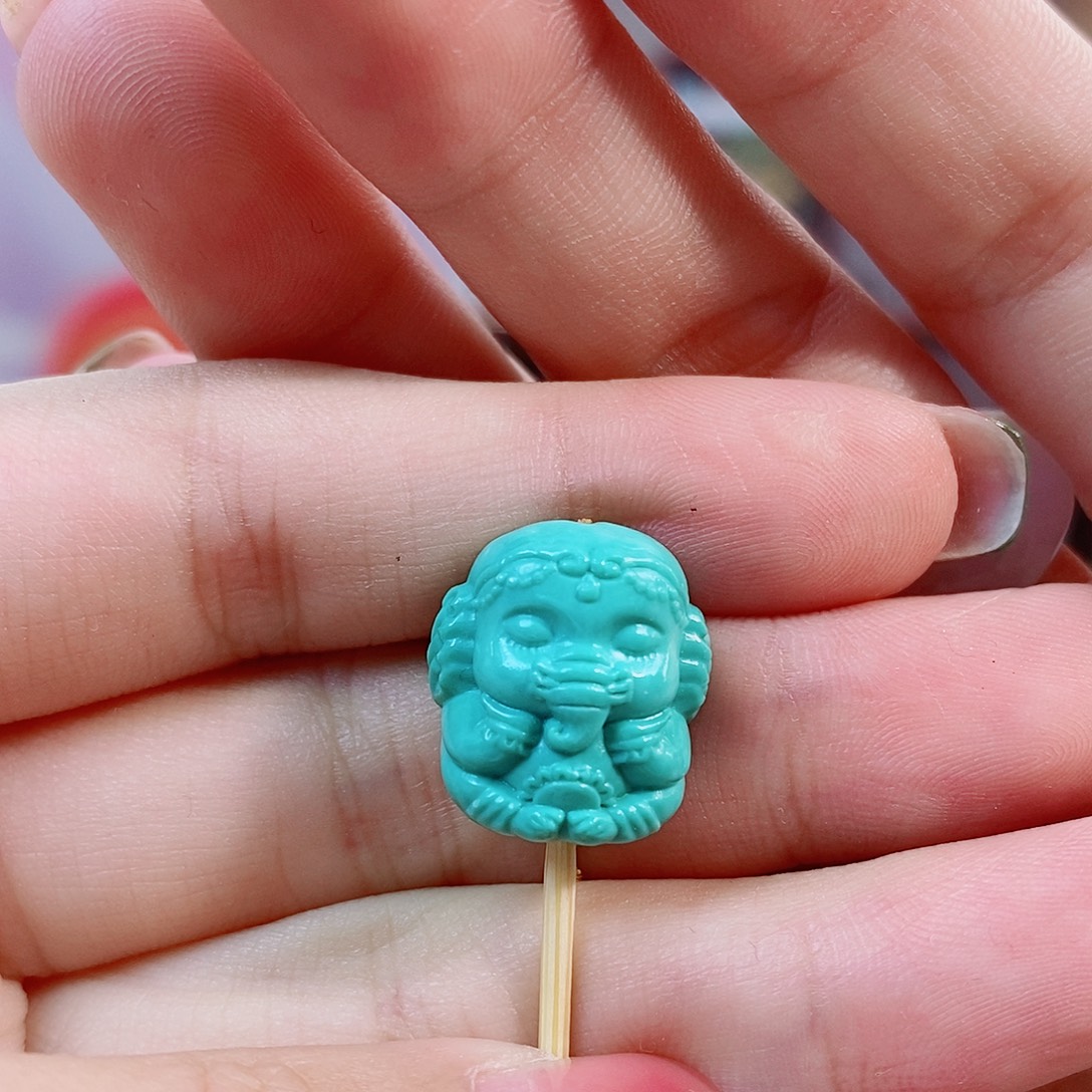 未镶嵌绿松石珠宝奇石