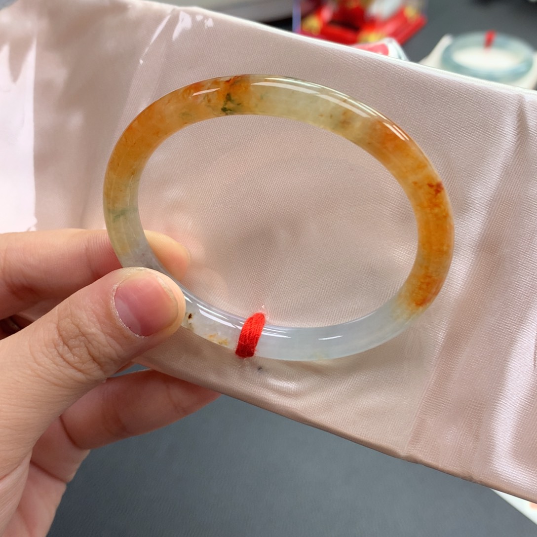 翡翠未镶嵌手镯12号贵妃