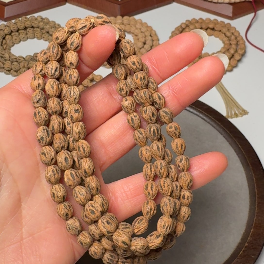 扶***摇柏香籽/百香籽吊坠