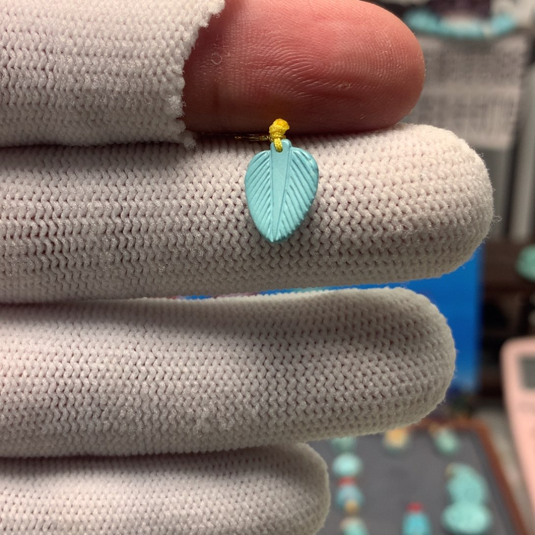 绿松石未镶嵌挂件