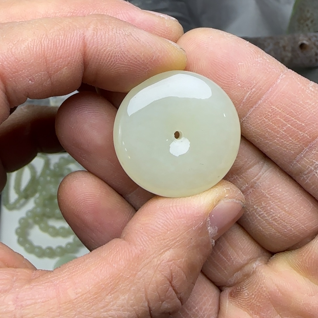 和田玉未镶嵌颈饰且末30