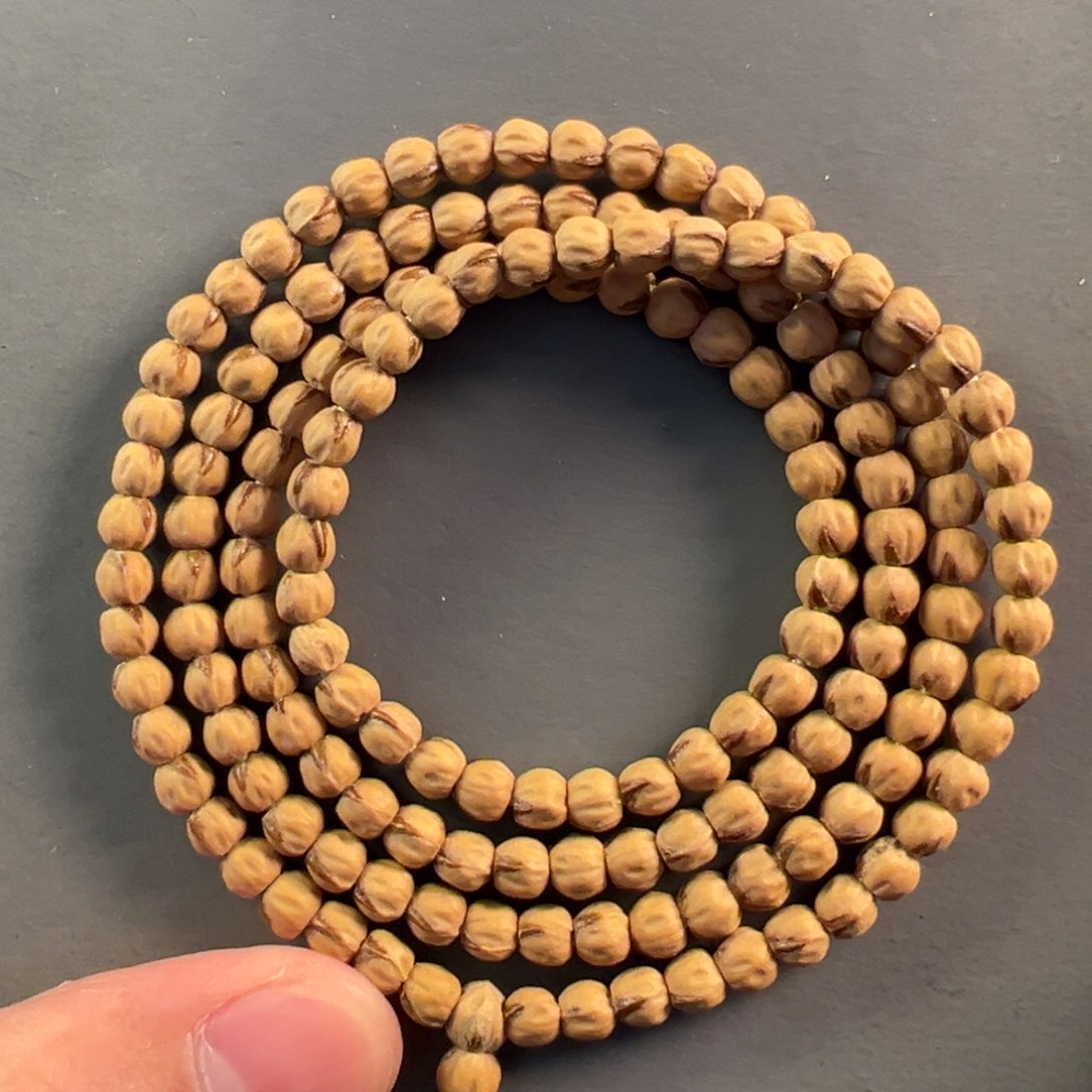 【闪购商品】柏香籽/百香籽吊坠热振红皮红牙小金豆2号
