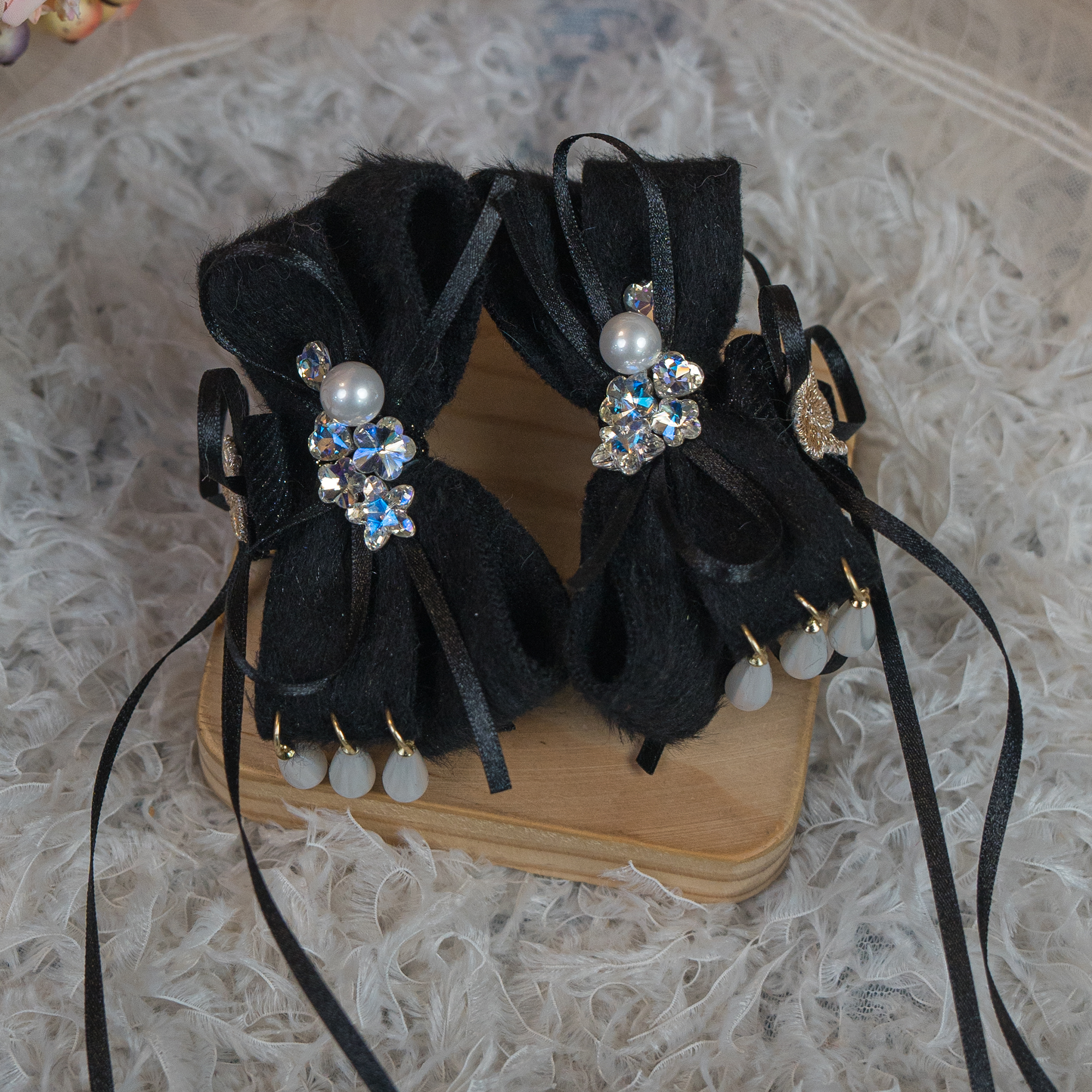 饰阿梁4547 赫本抓夹黑色气质成人通用丝绒秋冬头饰女童日常发饰