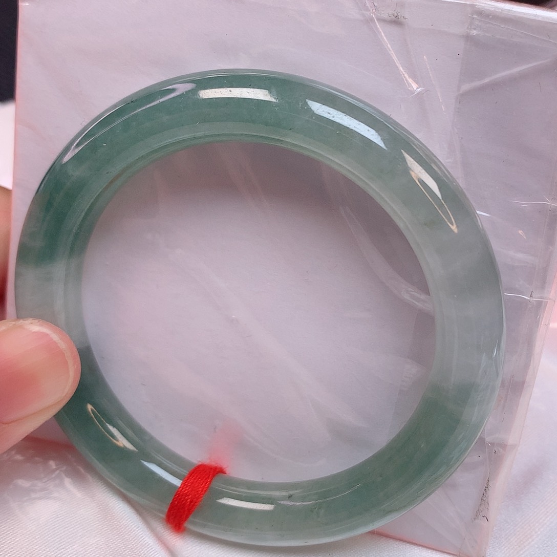 翡翠手镯未镶嵌53+ 翡翠手镯