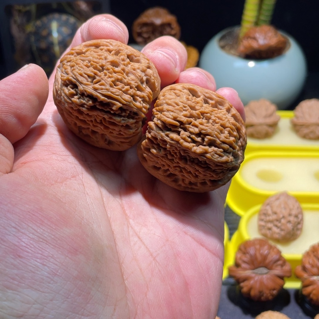 文玩核桃把件40全品满拉丝南疆麻团46克