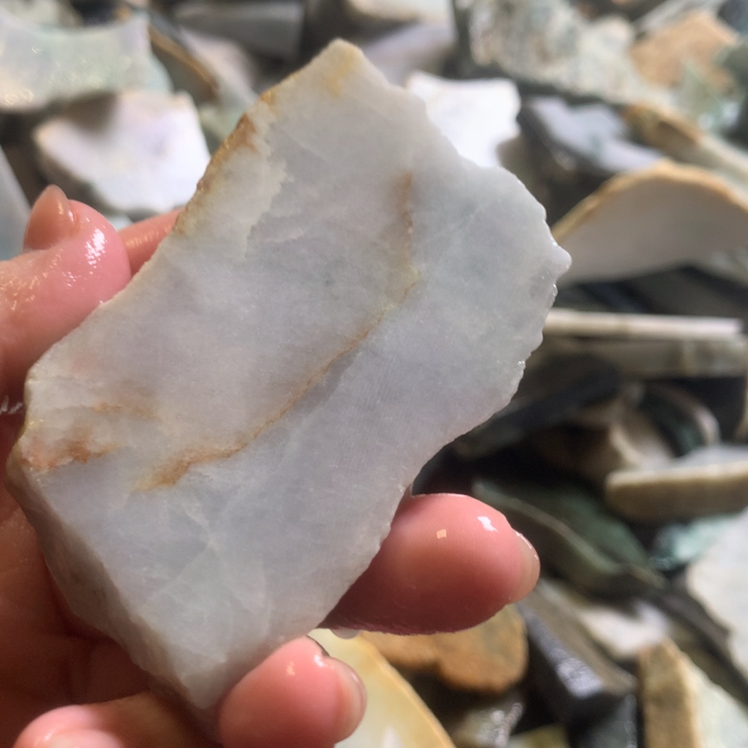 翡翠颈饰未镶嵌缅甸翡翠