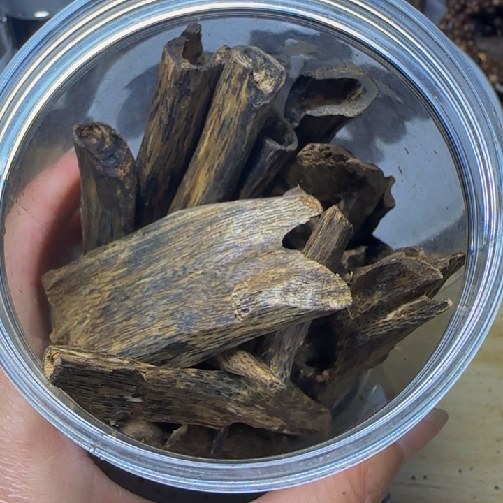 木配*绿奇楠树心老料132克