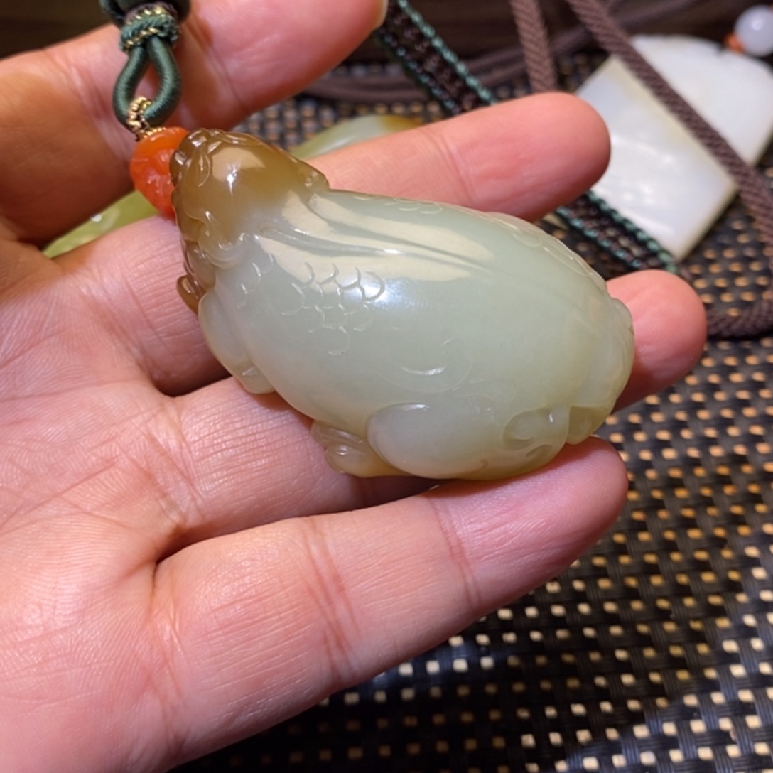 未镶嵌和田玉挂件