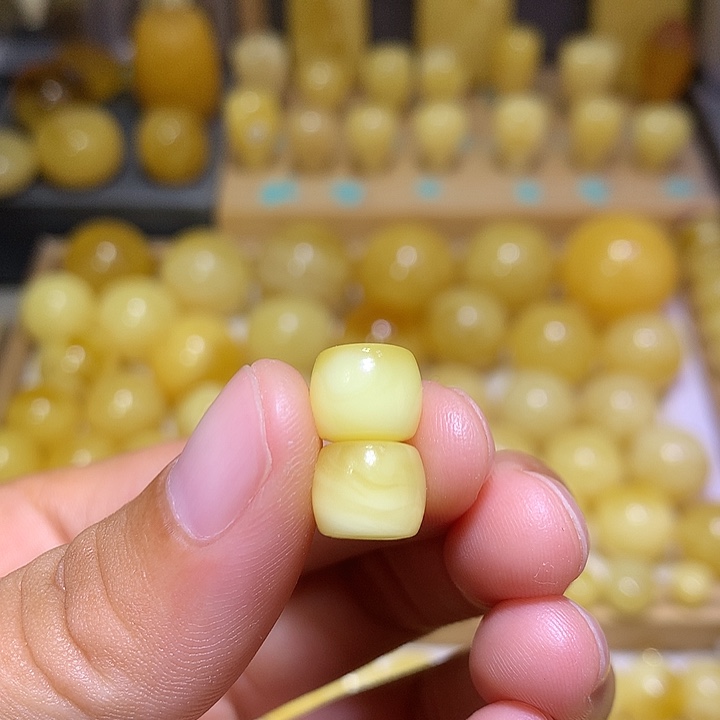 裸石蜜蜡未镶嵌天然俄料金白妖花蜜蜡精工直切9.5
