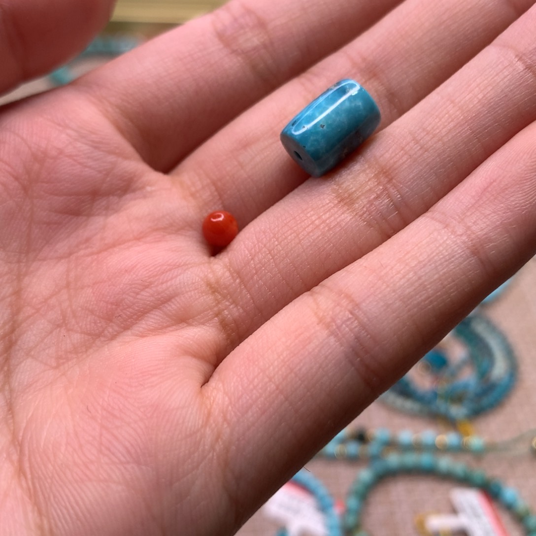 南红玛瑙配饰未镶嵌