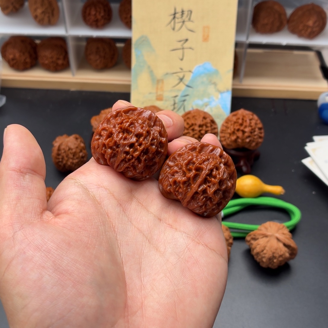 把件文玩核桃玉化原树天地37