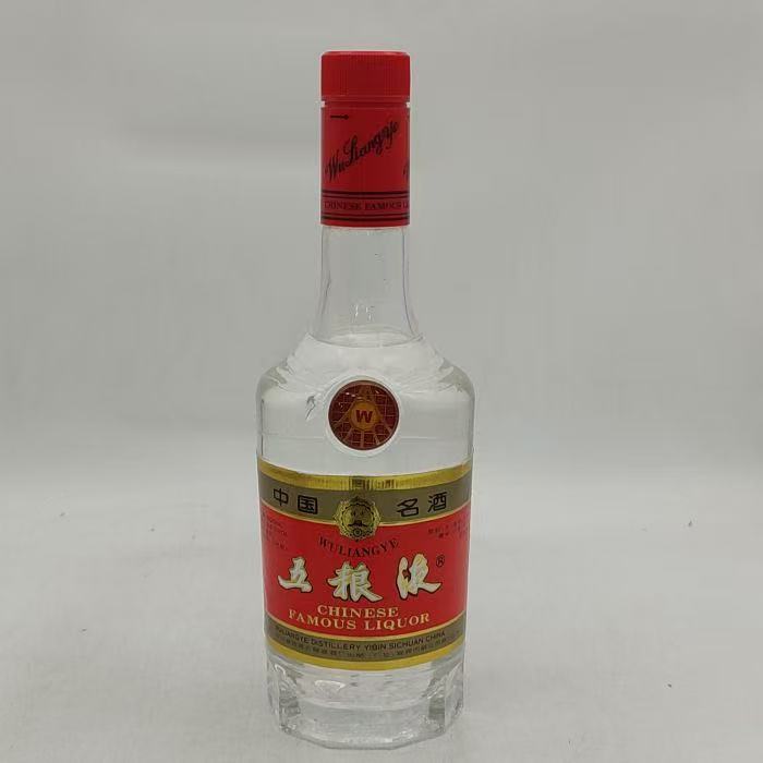 1996年长城塑盖五粮液 52% 11-29