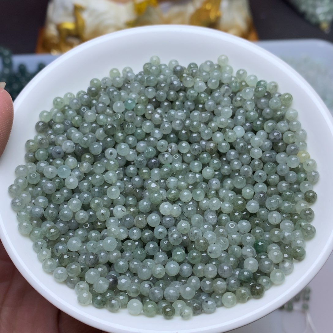 【闪购商品】翡翠手链未镶嵌卡3.5冰透绿乌鸡100颗