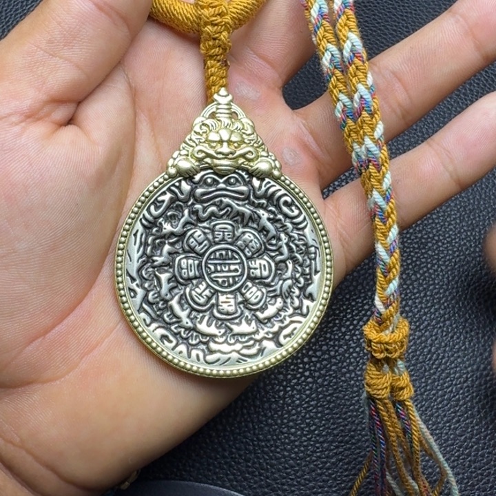 黄***乐泥塑藏式风格九宫格..