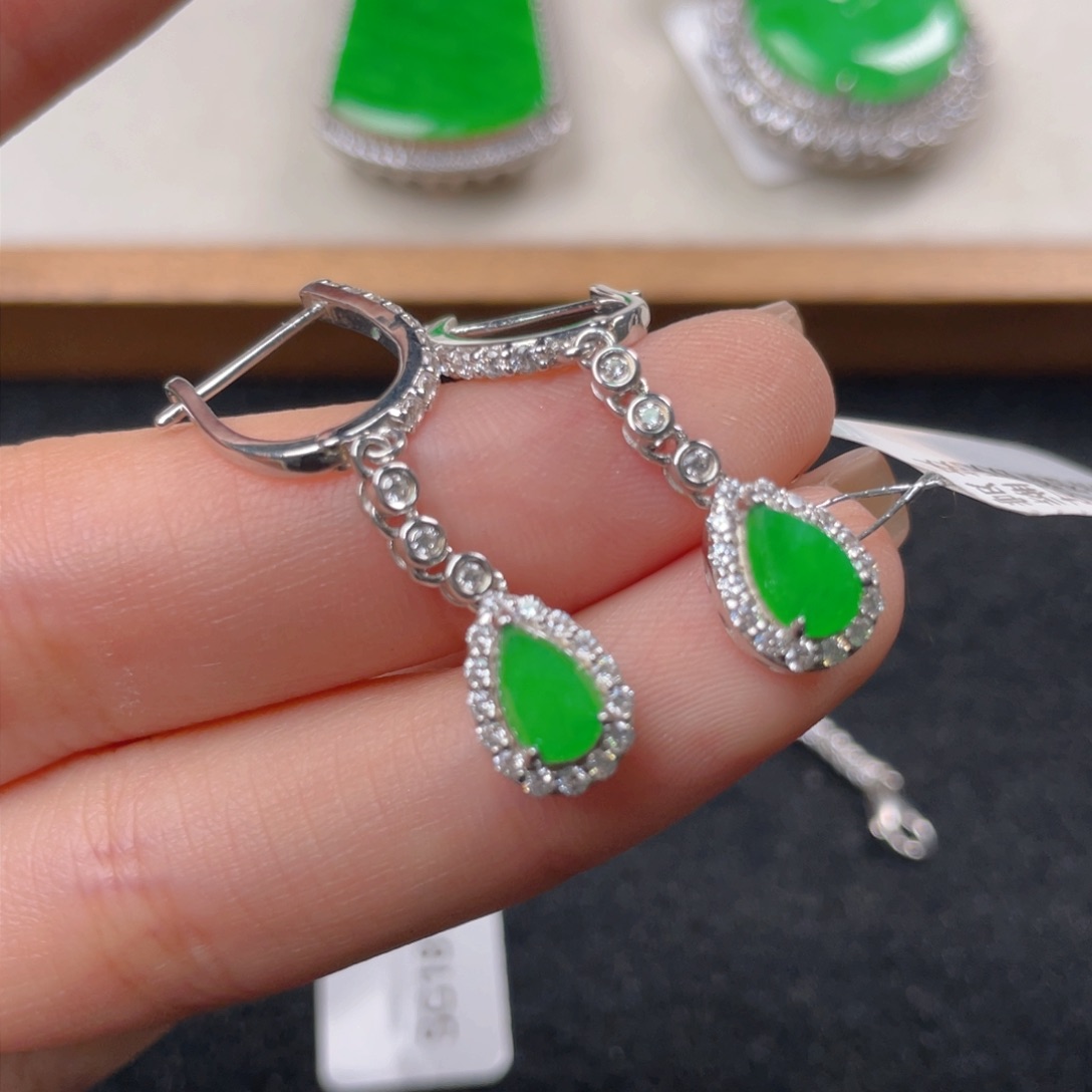 翡翠颈饰银S925镶嵌g h j j n n j