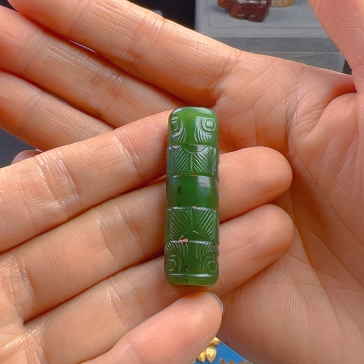 大***唐和田玉（糖玉）未镶嵌挂件