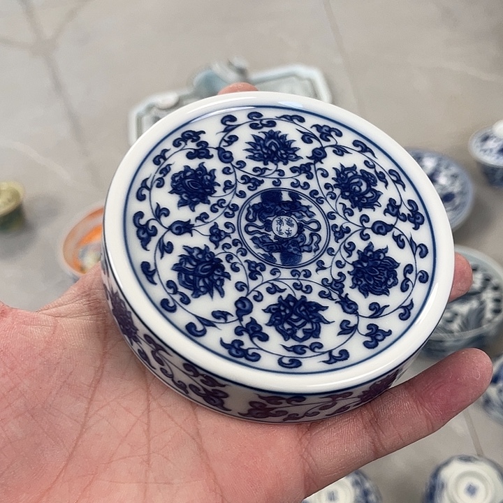 瓷片景德镇青花缠枝莲盖置