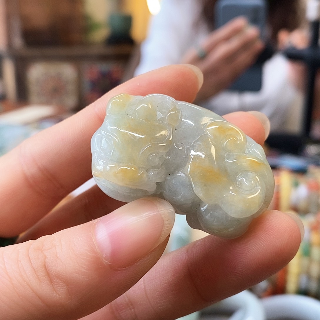 翡翠挂件未镶嵌翡翠挂件