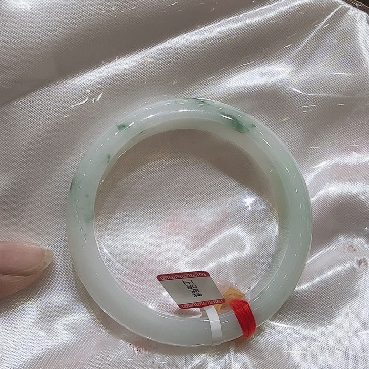 翡翠未镶嵌项圈天然翡翠手镯