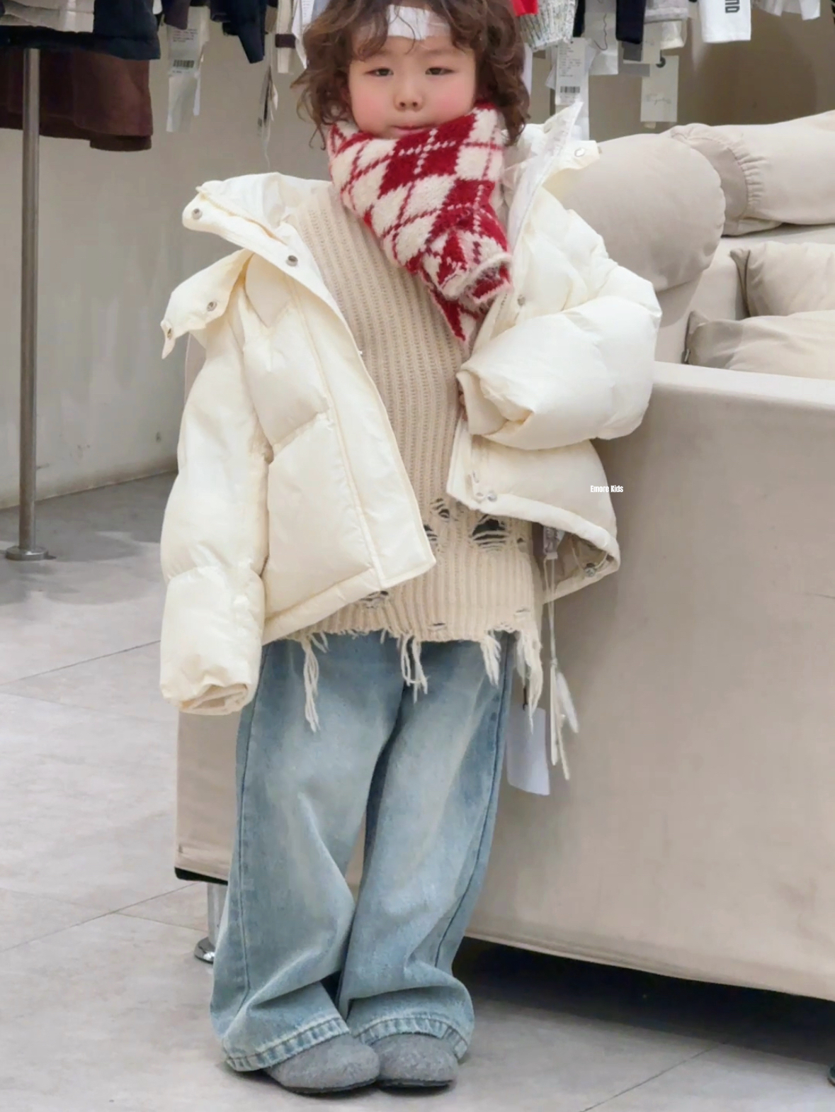 齐臀纯色无胆防绒超厚羽绒服