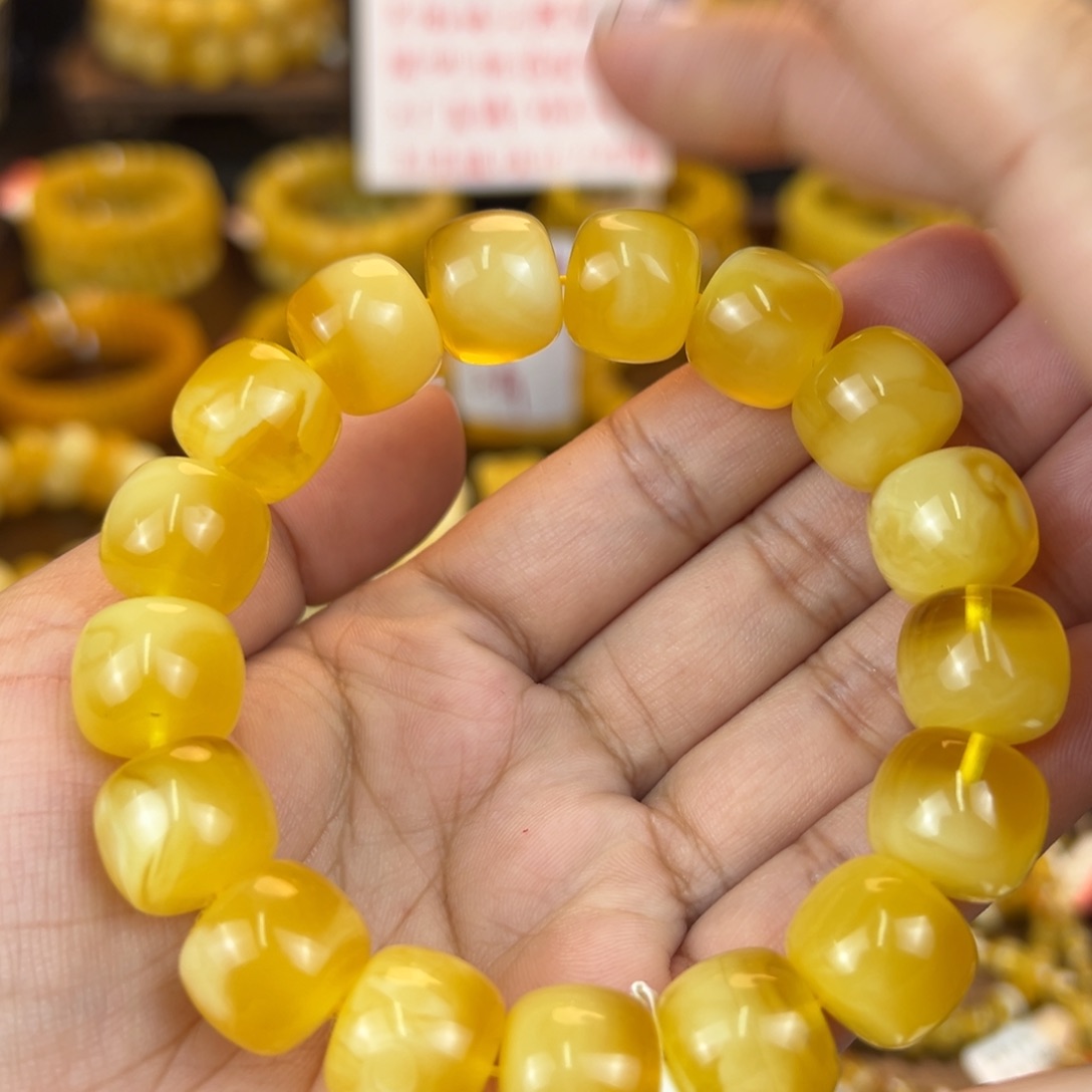 琥珀裸石未镶嵌Kjjjjjjjjnjn