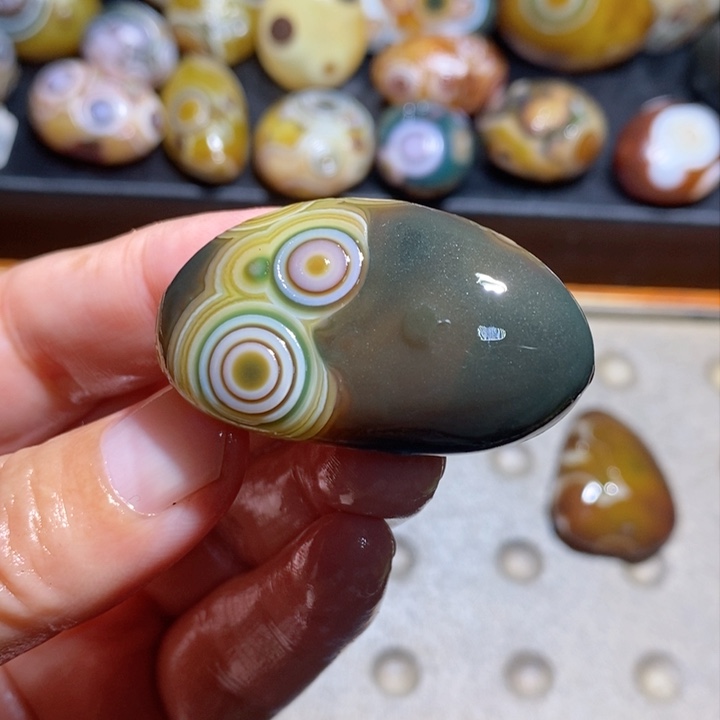 未镶嵌玛瑙/玉髓珠宝半成品164