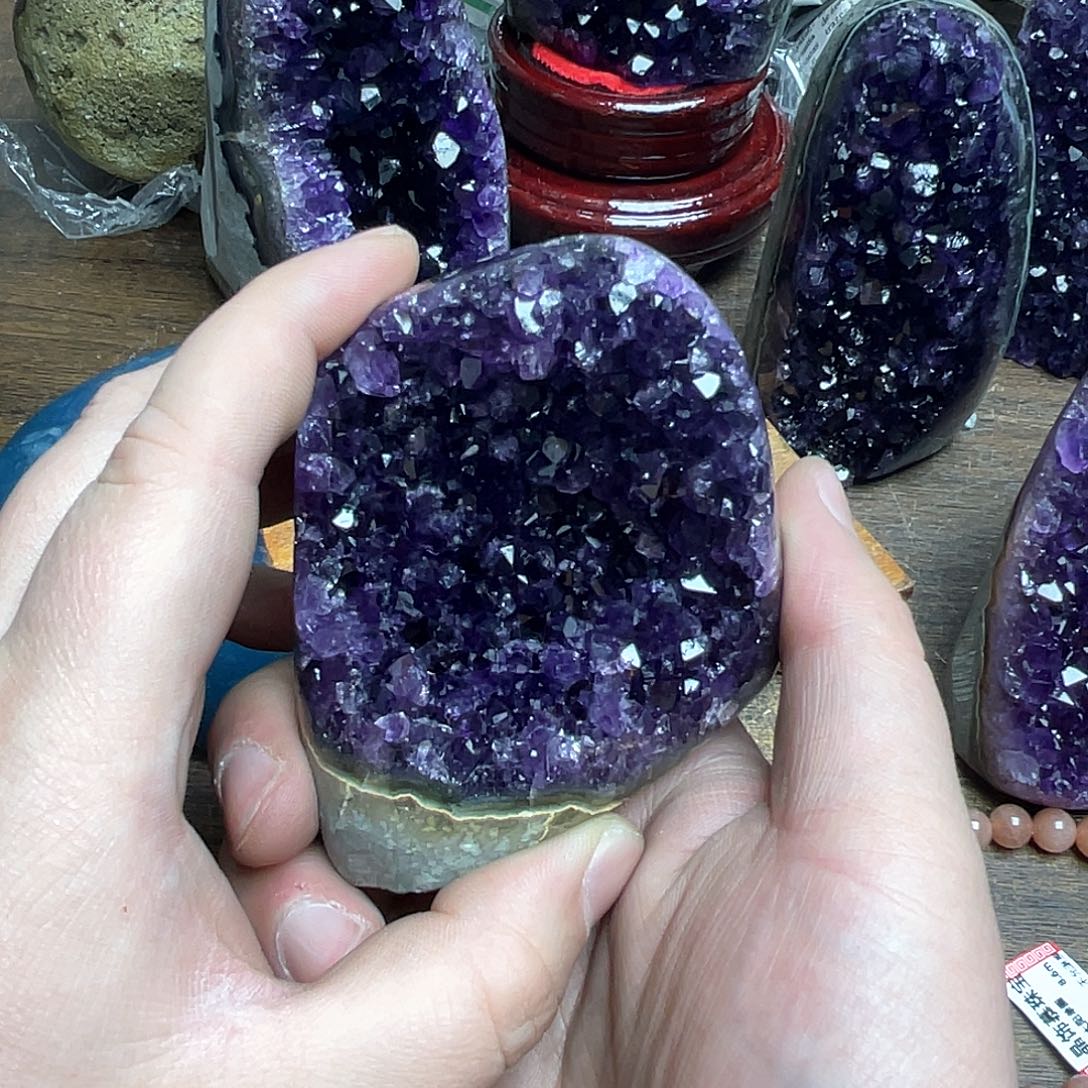 紫晶大型摆件（非配饰）未镶嵌