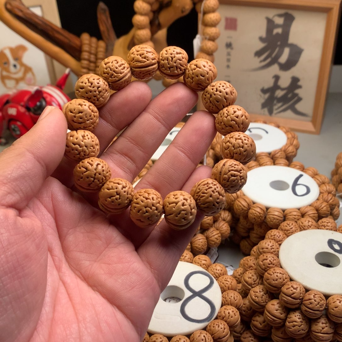見***山手串桃核1.9小馒头手串
