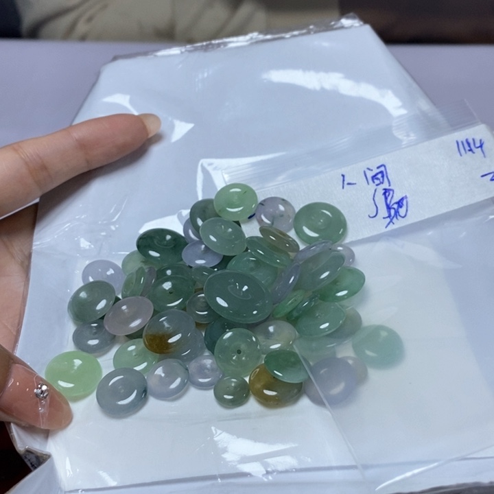 人***态定制翡翠未镶嵌不退