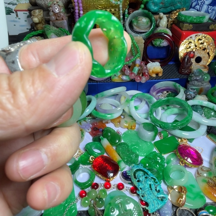 德***裕滴血莲花菩提吊坠