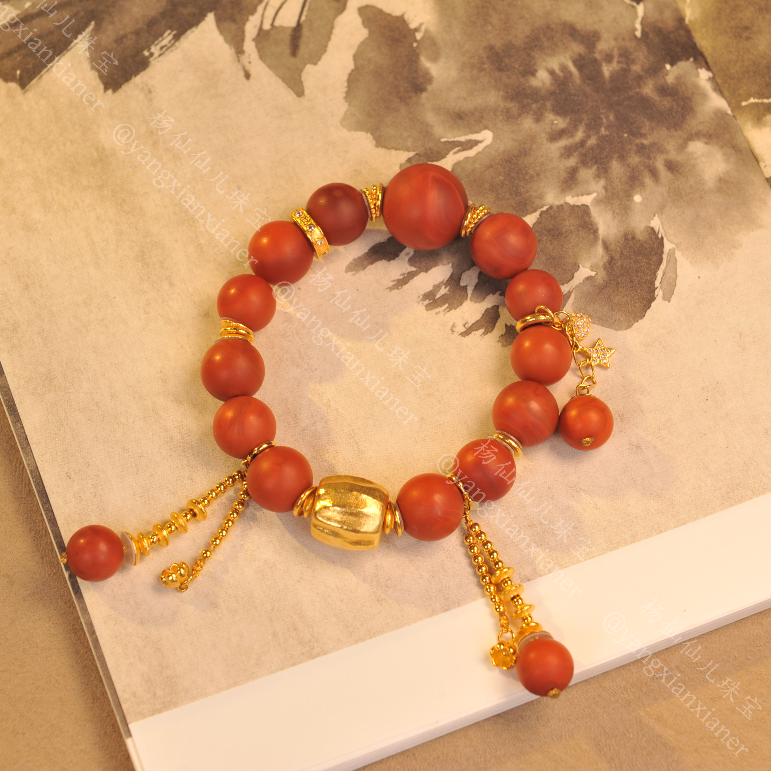 【杨仙仙珠宝】18K金镶嵌原矿南红多宝手串- 2052