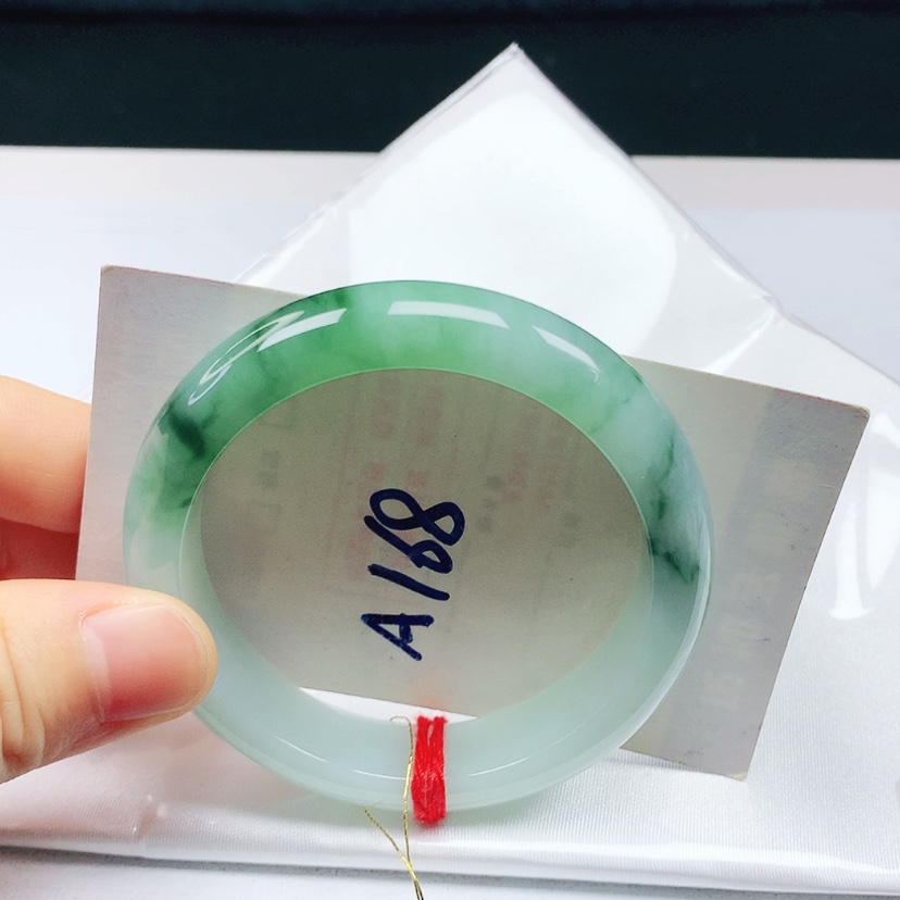 【闪购商品】翡翠手镯未镶嵌54➕圈口