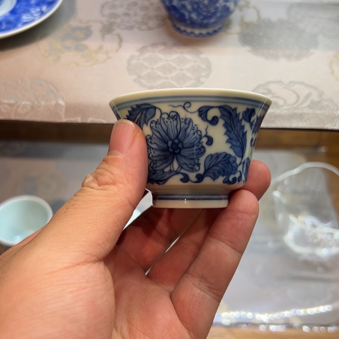 景德镇陶瓷凤尾花杯