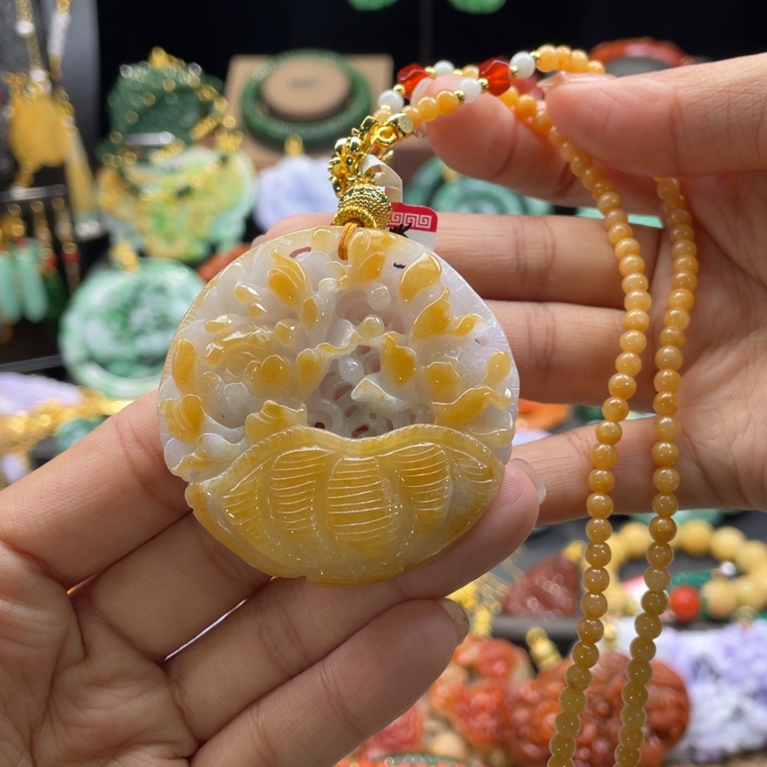 翡翠颈饰未镶嵌代编织