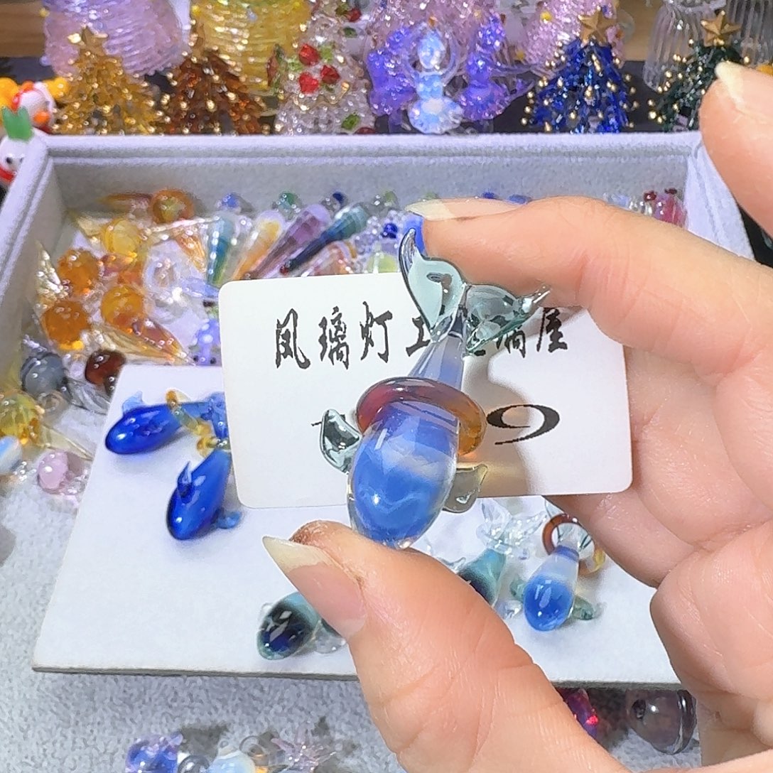 颈饰玻璃199鲸鱼吊坠