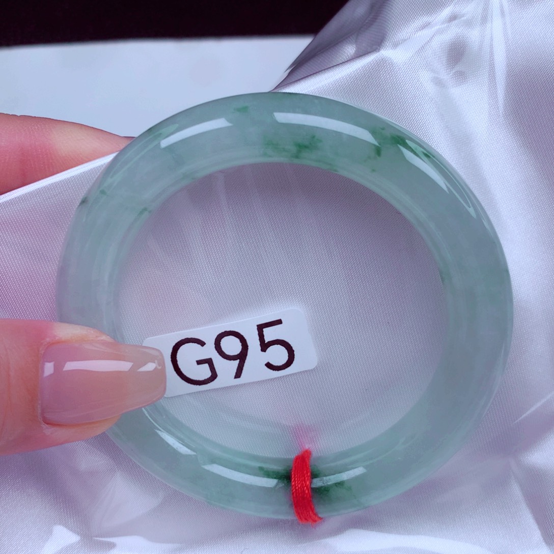 翡翠未镶嵌手镯手镯