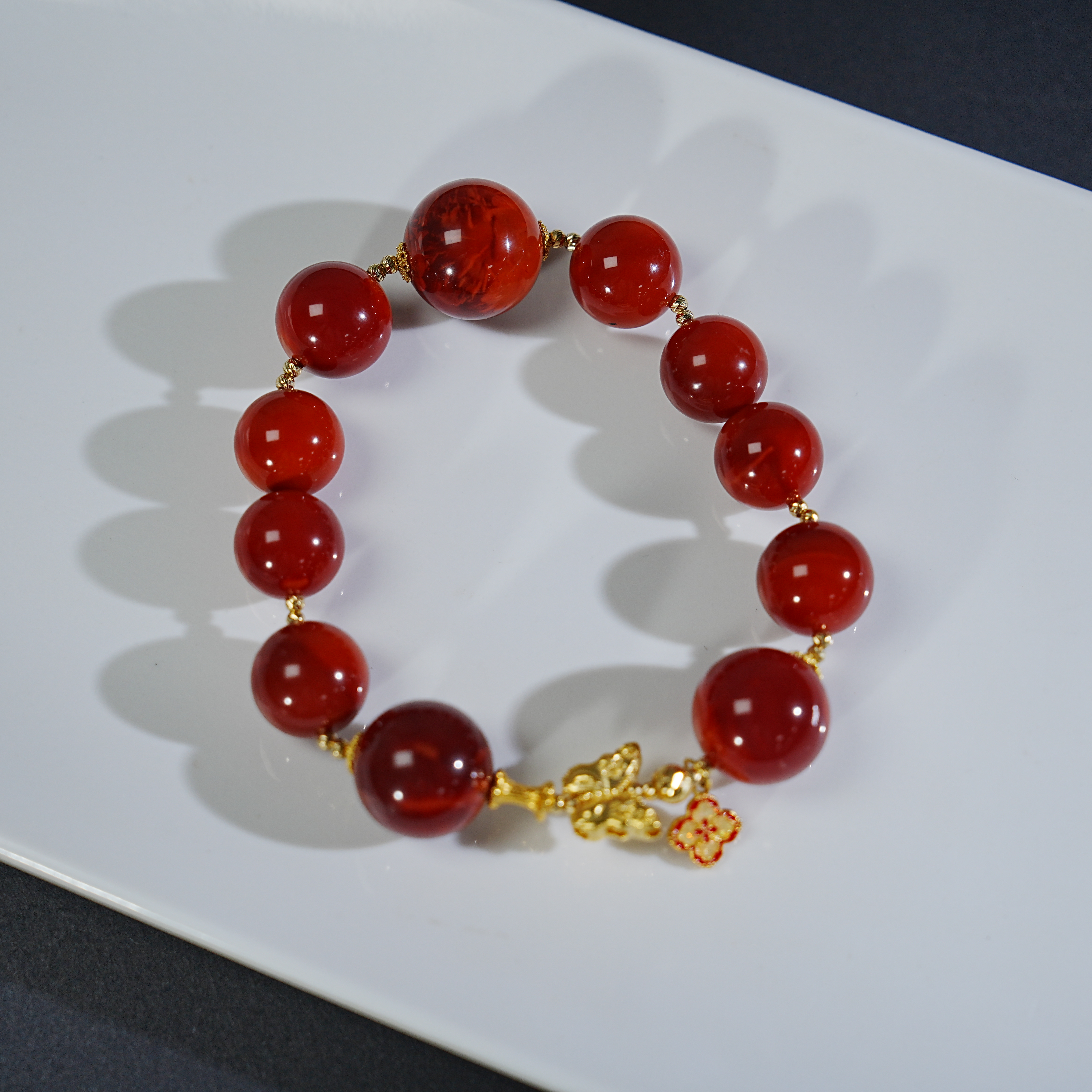 【东方十八岁】【润红韵】南红18k设计款手串多样性发其一