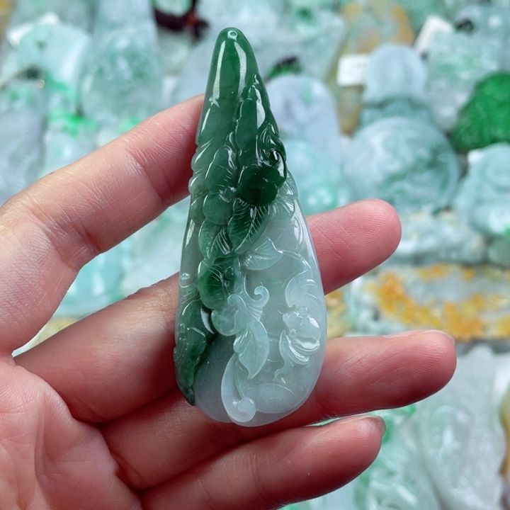 翡翠未镶嵌吊坠(不含链)